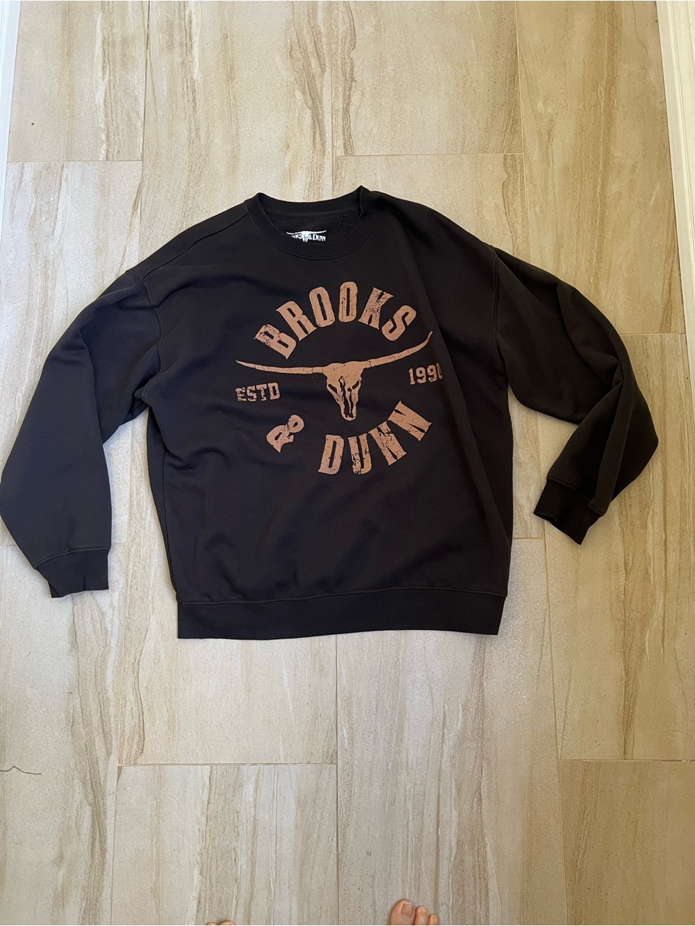 Brooks & Dunn Black Crewneck Sweatshirt with Distressed Logo